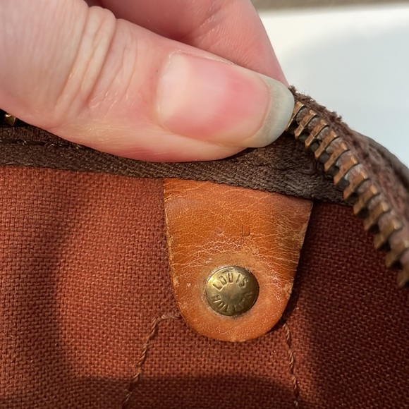 Vintage Louis Vuitton Speedy 30 - Picture 7 of 13
